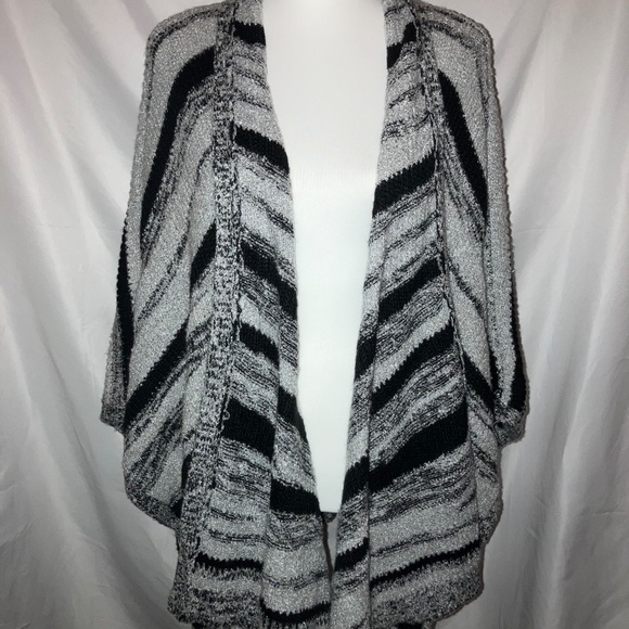 MOSSIMIO Black and White Stripe Open Front Knit Cardigan Poncho - Picture 2 of 6